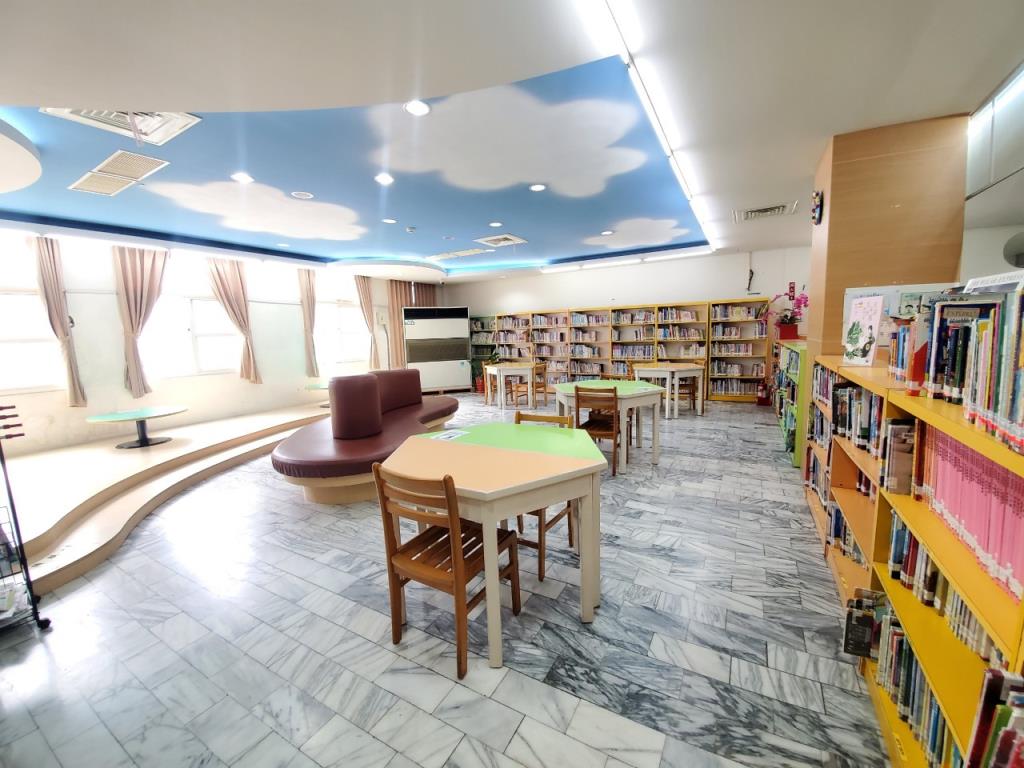 一樓兒童閱讀區